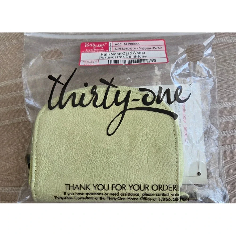 Thirty-One Retired Half-Moon Card Wallet Lemongrass Distressed‎ Pebble NEW